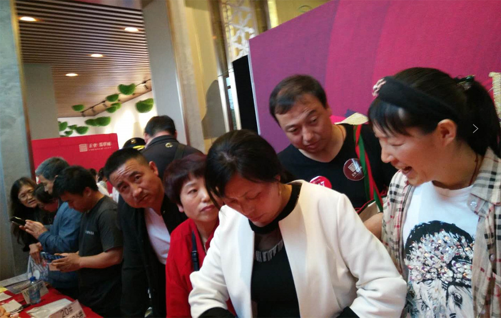正業(yè)翡翠城首次開盤熱銷2.8億，火爆場面震驚葫蘆島樓市(圖4)
