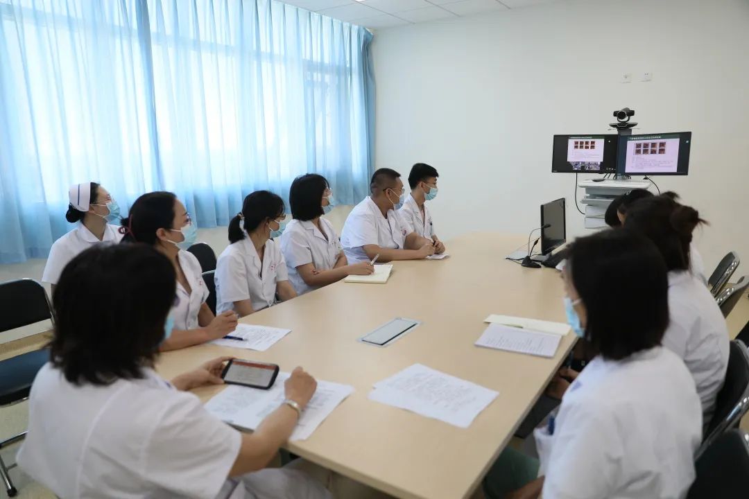 全省首家！中國醫(yī)科大學(xué)附屬第一醫(yī)院專家來“查房”，家門口享國內(nèi)優(yōu)質(zhì)醫(yī)療資源！(圖4)