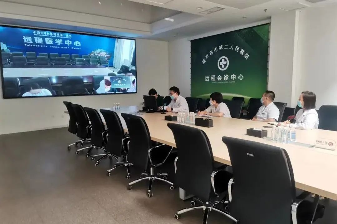 全省首家！中國醫(yī)科大學(xué)附屬第一醫(yī)院專家來“查房”，家門口享國內(nèi)優(yōu)質(zhì)醫(yī)療資源！(圖6)