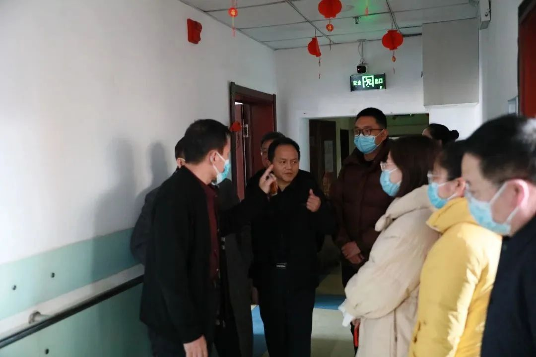 國家重點(diǎn)研發(fā)計劃-醫(yī)養(yǎng)結(jié)合項目專家組蒞臨龍港國際醫(yī)療健康產(chǎn)業(yè)園調(diào)研指導(dǎo)工作(圖6)